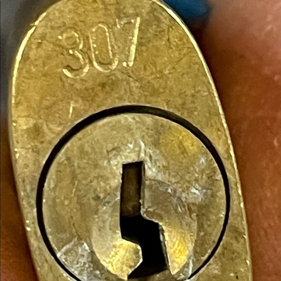 EUC Louis Vuitton Solid Brass Padlock and Key. #307 - Picture 3 of 6